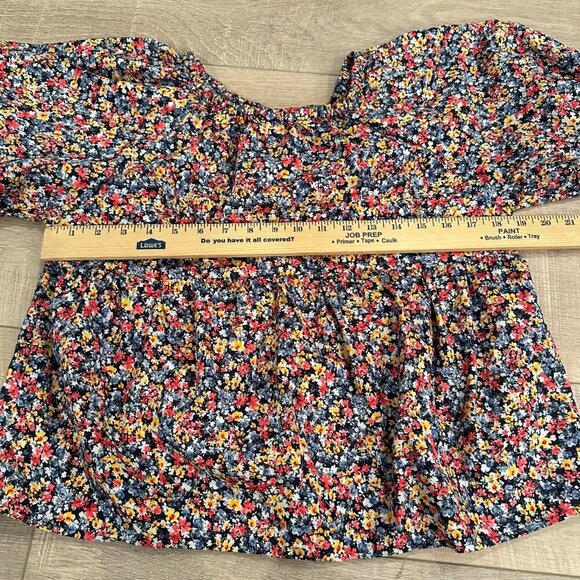 OLD NAVY FLORAL PUFF SLEEVE CROPPED BLOUSE SIZE SMALL - Picture 6 of 7